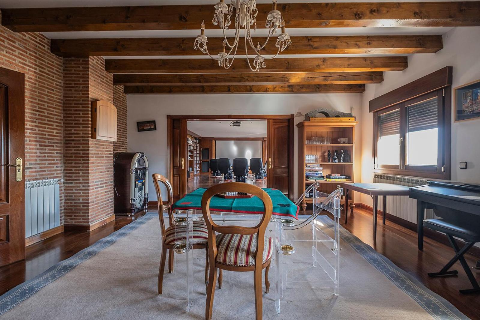 Mansion Con Jacuzzi A 40 Grados, Gran Piscina Y Padel Villa El Tiemblo Exterior photo